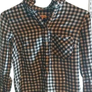 Verona Button down plaid!